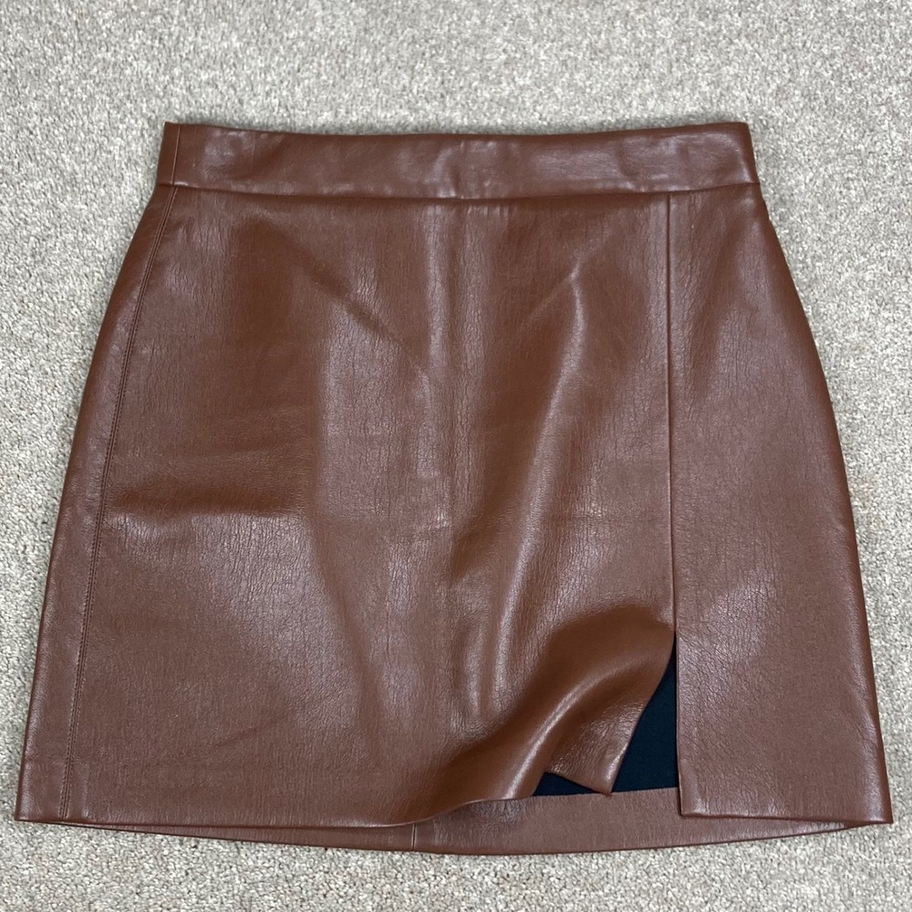 Wilfred Aritzia Vegan Leather Mini Skirt Womens 4 Brown Front Slit Academia New - Picture 3 of 13